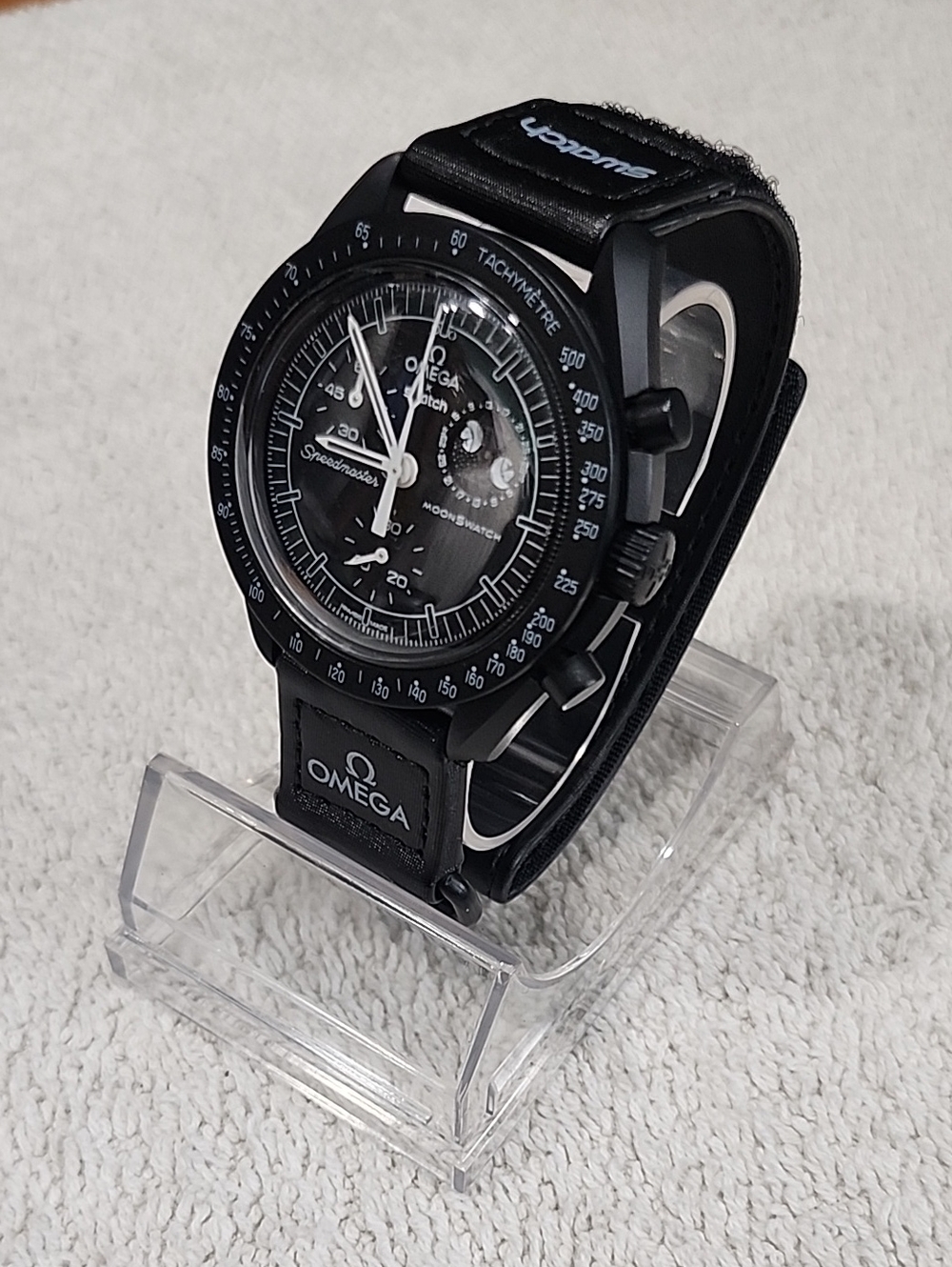 40mm Quartz Plastic Black Dog Moon Chronograph Hook And Loop Strap